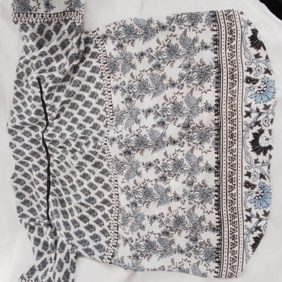 INC International Women’s Wrap Front Blue and White long sleeve blouse, size M - Picture 4 of 6